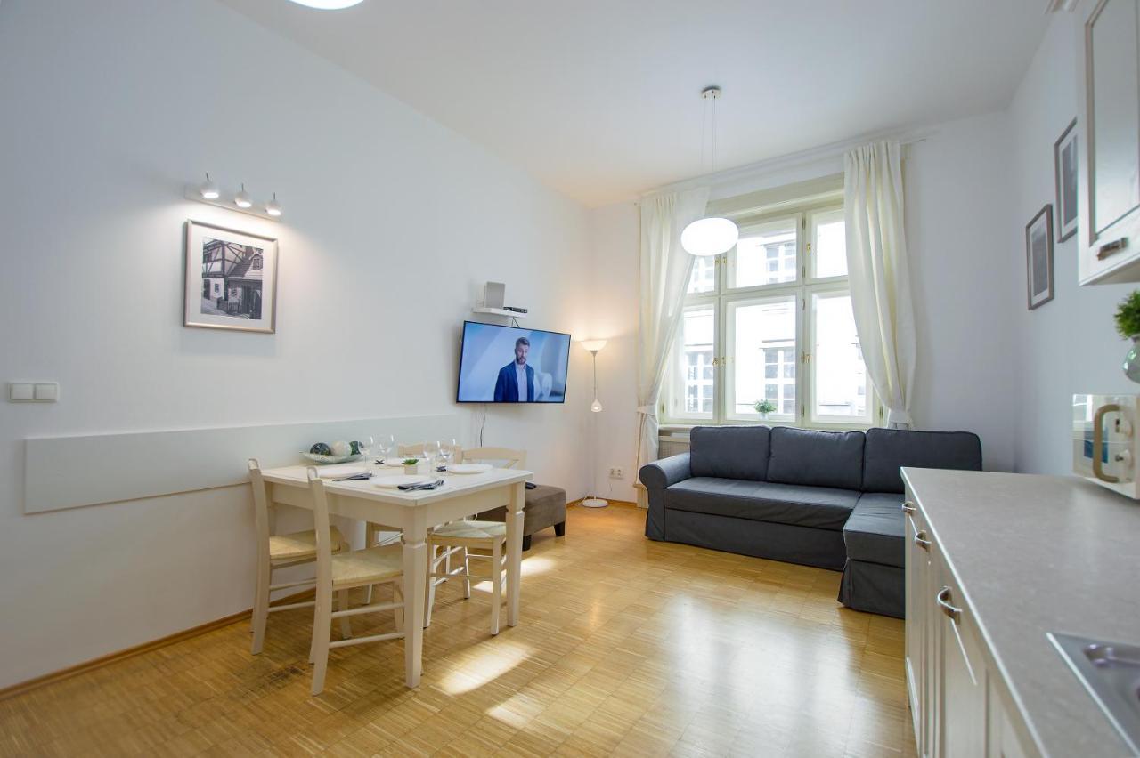 Modern Apartment Charvatova Прага Екстериор снимка